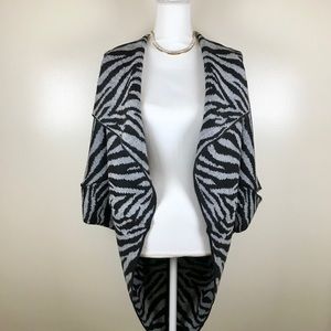 50% Off Sale! CHRISTIAN SIRIANO • NWT Cocoon Ruana